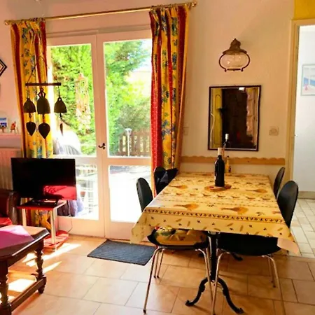 Holiday home Mitoyenne Avec Piscine Et Parking Prive, A 15 Min De La Et Activites Nautiques - Fr-1-607-62 *