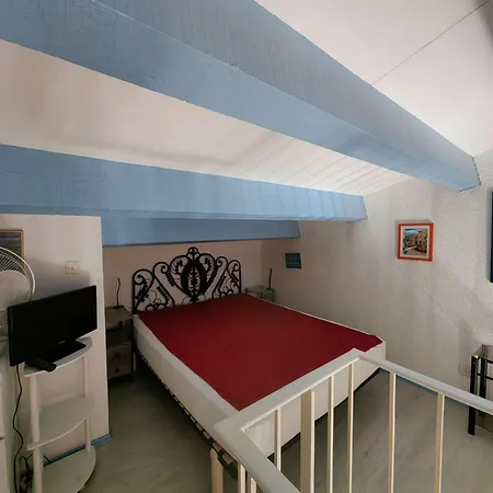 Villa Mitoyenne Avec Piscine Et Parking Prive, A 15 Min De La Et Activites Nautiques - Fr-1-607-62 Agde